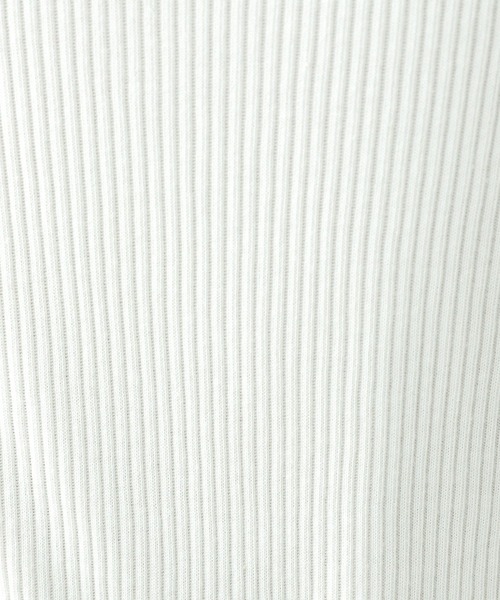 GLOBAL WORK（グローバルワーク）の「Beauteeスクエアタンク/289845（タンクトップ・レディース・アイボリー/その他/ブラック/オフホワイト/キャメル/チョコ・SMALL/X-SMALL/LARGE/XX-LARGE/X-LARGE/MEDIUM）」の7枚目の写真