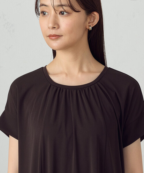 COMME CA ISM(コムサイズム)の「ギャザーワンピース(ワンピース・レディース・ブラウン/ネイビー/ブラック・MEDIUM/LARGE)」の17枚目の写真