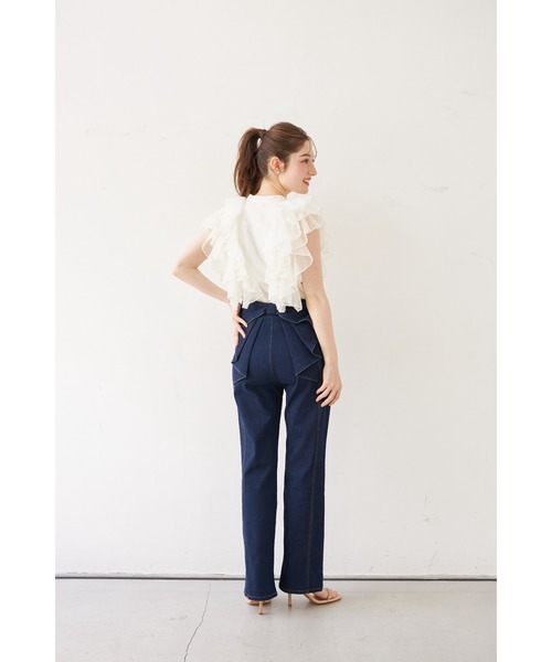 tocco closet(トッコ クローゼット)の「パール釦ラッフルフリルシアーブラウス(シャツ/ブラウス・レディース・ブラック/オフホワイト/ブルー・M)」の7枚目の写真