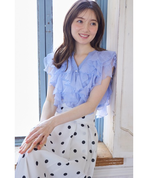 tocco closet(トッコ クローゼット)の「パール釦ラッフルフリルシアーブラウス(シャツ/ブラウス・レディース・ブラック/オフホワイト/ブルー・M)」の20枚目の写真