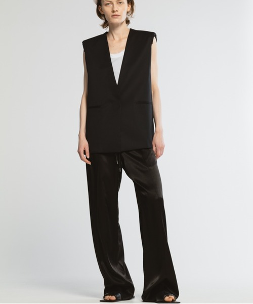 CINOH(チノ)の「サテンリラックスパンツ(その他パンツ・レディース・ブラック・36/38)」の7枚目の写真