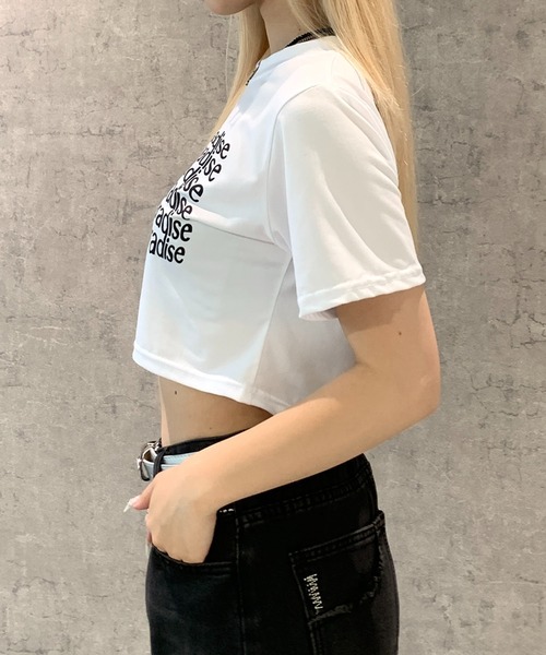 lilful（リルフル）の「ショート丈 ウェーブレタリングロゴ プリントTシャツ（Tシャツ/カットソー・レディース・ブラック/ホワイト・M/S）」の15枚目の写真