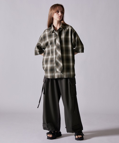 CLEL(クレイル)の「【CLEL】Loose Herringbone Check Shirt & Tie/ルーズ ヘリンボーンチェックシャツ&ネクタイ(シャツ/ブラウス・メンズ・ブラック系1/グレー系1/ブラウン系1・XS/S/M/L)」の8枚目の写真