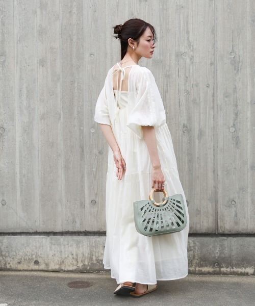 Bab（バブ）の「2WAYポーチ付きニュアンスメッシュバンブーバッグ（トートバッグ・レディース・ベージュ/オフホワイト/グリーン・ONESIZE）」の20枚目の写真