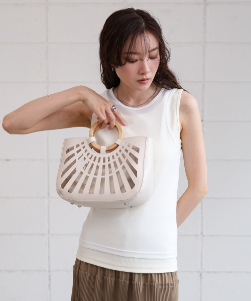 Bab（バブ）の「2WAYポーチ付きニュアンスメッシュバンブーバッグ（トートバッグ・レディース・ベージュ/オフホワイト/グリーン・ONESIZE）」の10枚目の写真