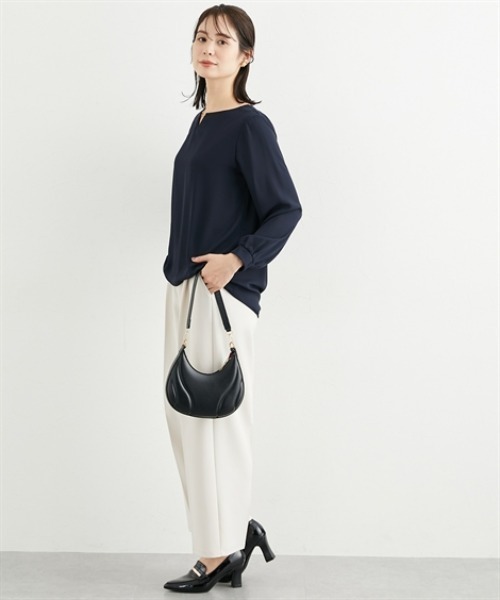 7days Life Styling（セブンデイズライフスタイリング）の「【吸汗速乾カットソー裏地付】シフォンジョーゼット金具付きブラウス<大きいサイズ有>（シャツ/ブラウス・レディース・ライトグレー/ネイビー/オフホワイト/クリーム・LL/3L/S/M/L）」の13枚目の写真