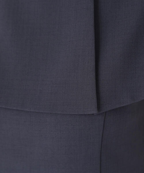 NATURAL BEAUTY BASIC（ナチュラルビューティーベーシック）の「ケープカラーブラウス＆パンツ（パンツドレス・レディース・ベージュ/チャコールグレー・P/S/MEDIUM/SMALL）」の14枚目の写真