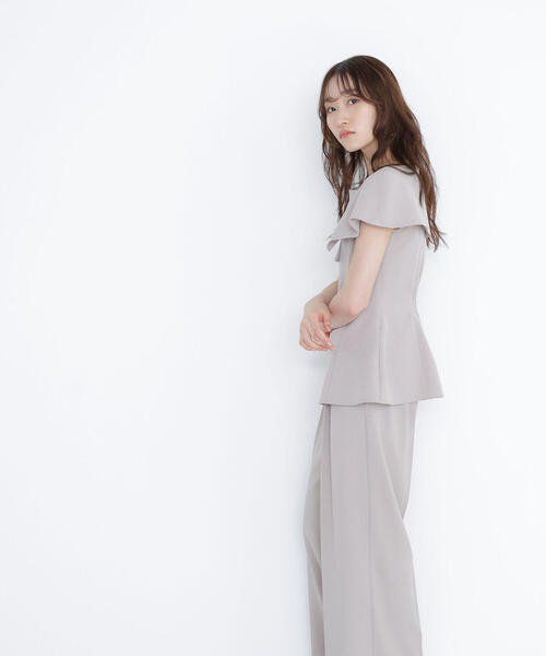 NATURAL BEAUTY BASIC（ナチュラルビューティーベーシック）の「ケープカラーブラウス＆パンツ（パンツドレス・レディース・ベージュ/チャコールグレー・P/S/MEDIUM/SMALL）」の20枚目の写真