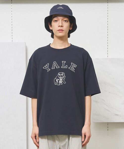 J.PRESS YORK STREET(ジェイプレスヨークストリート)の「【UNISEX】YALEブルドックプリント Tシャツ(Tシャツ/カットソー・メンズ・ホワイト系/ネイビー系/ライラック系・SMALL/MEDIUM/LARGE)」の2枚目の写真