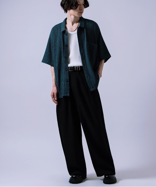 Crownor(クラウノアー)の「プリーツ 半袖シャツ(シャツ/ブラウス・メンズ・ブラウン/ブラック/ブルーグリーン・LARGE/MEDIUM)」の22枚目の写真