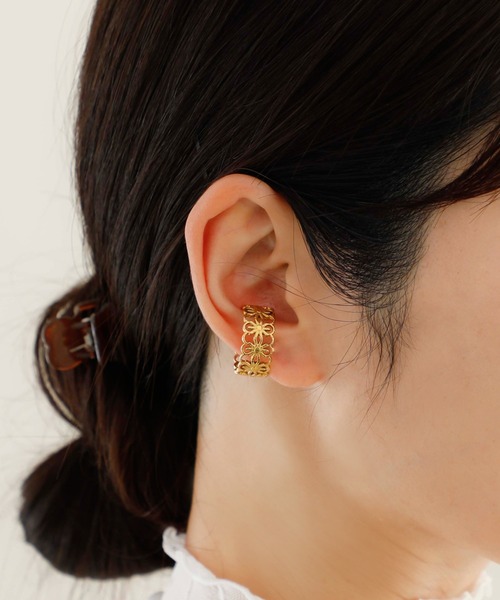 JewCas（ジュアキャス）の「【金属アレルギー対応ノットアレプラス】２WAY　Flora Loopリング/イヤカフ[NOP0121]（リング・レディース・ゴールド/シルバー・FREE）」の9枚目の写真