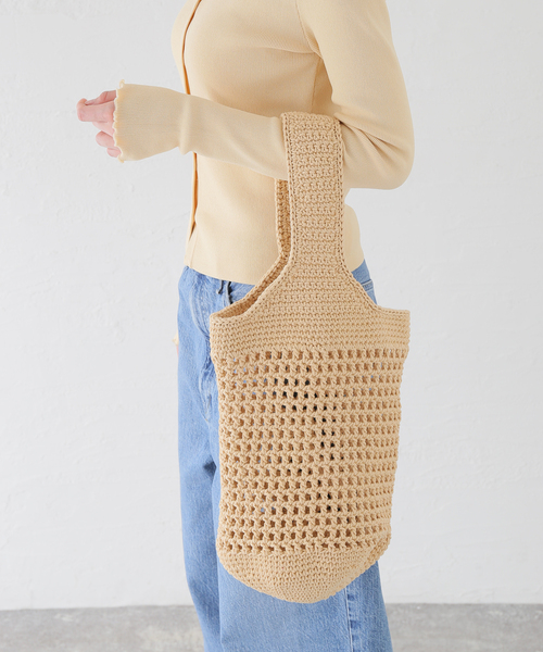 Noble（ノーブル）の「EENK/インク Crochet Shoulder Bag（かごバッグ・レディース・ベージュ/レッド・SMALL）」の3枚目の写真