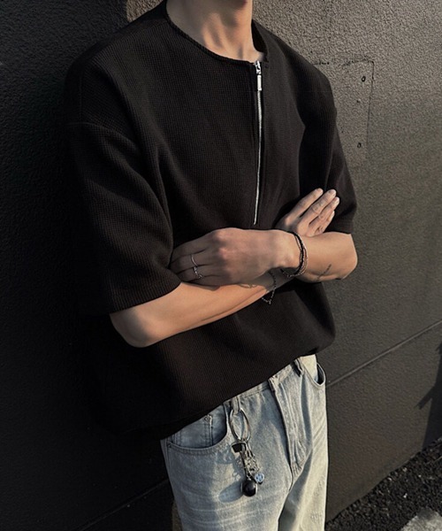 Ressaca(レサーカ)の「オーバーサイズハーフジップTシャツ(Tシャツ/カットソー・メンズ・ホワイト/ブラック/グレー・M/L/XL)」の4枚目の写真