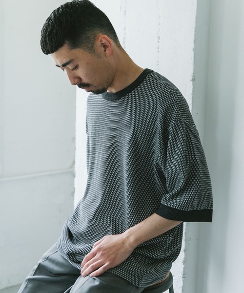 URBAN RESEARCH DOORS（アーバンリサーチドアーズ）の「変形鹿の子ニットTシャツ（Tシャツ/カットソー・メンズ・ダークグレー/ライトグレー・MEDIUM/LARGE）」の14枚目の写真
