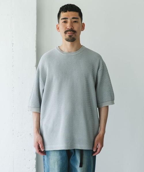 URBAN RESEARCH DOORS（アーバンリサーチドアーズ）の「変形鹿の子ニットTシャツ（Tシャツ/カットソー・メンズ・ダークグレー/ライトグレー・MEDIUM/LARGE）」の19枚目の写真