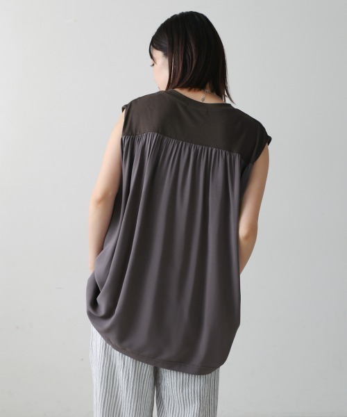 Bou Jeloud（ブージュルード）の「異素材プリントチュニック（チュニック・レディース・カーキ/チャコールグレー・FREE）」の10枚目の写真