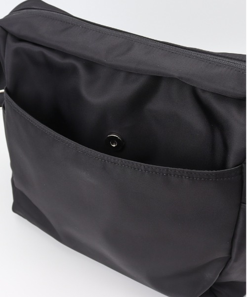 SCANDINAVIAN FOREST(スカンジナビアン・フォレスト)の「SCANDINAVIAN FOREST ビッグショルダーバッグ(ショルダーバッグ・レディース・チャコール/ダークネイビー/グリーン系その他/ブラック/ピンク・FREE)」の17枚目の写真