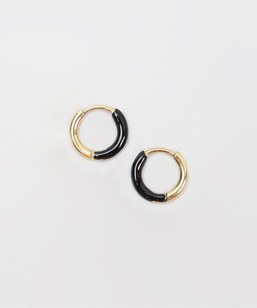 ieLS(イエルズ)の「金属アレルギー対応「ieLS」ステンレス バイカラーエナメルフープ(ピアス(両耳用)・レディース・オレンジ/ブラック/ホワイト/グリーン/ライトブルー/レッド/イエロー/パープル/ピンク・ONE SIZE)」の3枚目の写真
