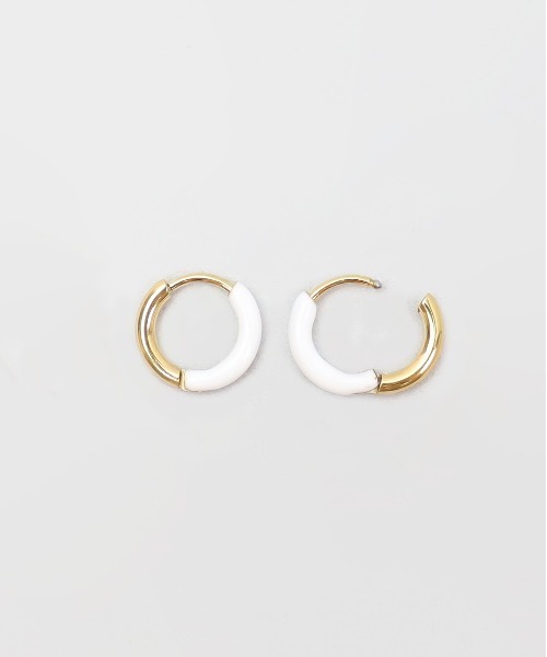 ieLS(イエルズ)の「金属アレルギー対応「ieLS」ステンレス バイカラーエナメルフープ(ピアス(両耳用)・レディース・オレンジ/ブラック/ホワイト/グリーン/ライトブルー/レッド/イエロー/パープル/ピンク・ONE SIZE)」の10枚目の写真