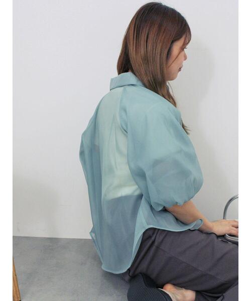 ehka sopo（エヘカソポ）の「バルーンスリーブシアーシャツ（シャツ/ブラウス・レディース・ピンク/グリーン/グレー/キナリ・F）」の16枚目の写真