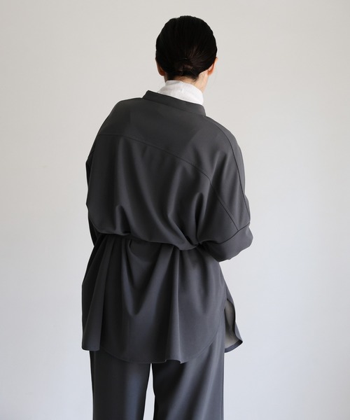 select MOCA Et（セレクトモカエト）の「【Et】Cut-out Georgette Blouse Pants Set（セットアップ・レディース・チャコール/ベージュ/ブラウン・LARGE/MEDIUM）」の8枚目の写真