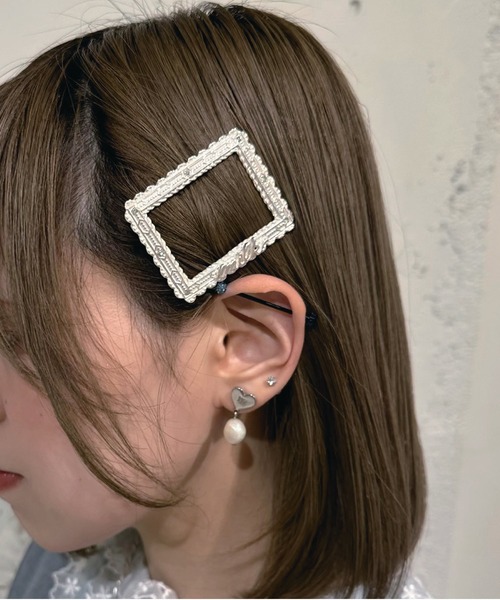 MILK(ミルク)の「フレーム ヘアーデコ(バレッタ/ヘアクリップ・レディース・B/A/C・FREE)」の11枚目の写真