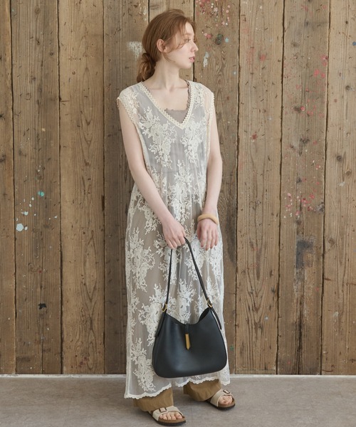 Crisp（クリスプ）の「Vネックチュールレースワンピース（ワンピース・レディース・ブラック/ナチュラル・FREE）」の11枚目の写真