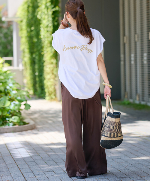 JOURNAL STANDARD relume(ジャーナルスタンダード レリューム)の「《追加2》刺繍ロゴフレンチTEE(Tシャツ/カットソー・レディース・ホワイト×ホワイト・FREE)」の4枚目の写真
