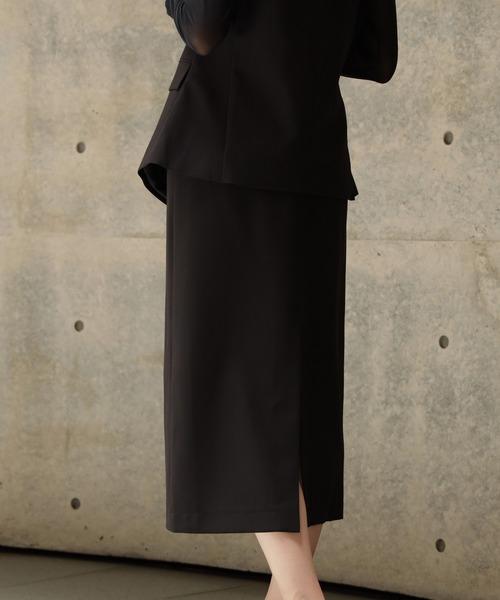 DRESS PLUS(ドレスプラス)の「深スリットのきれいめタイトスカート(スカート・レディース・ベージュ/ブラック/ホワイト・M/S/L)」の6枚目の写真