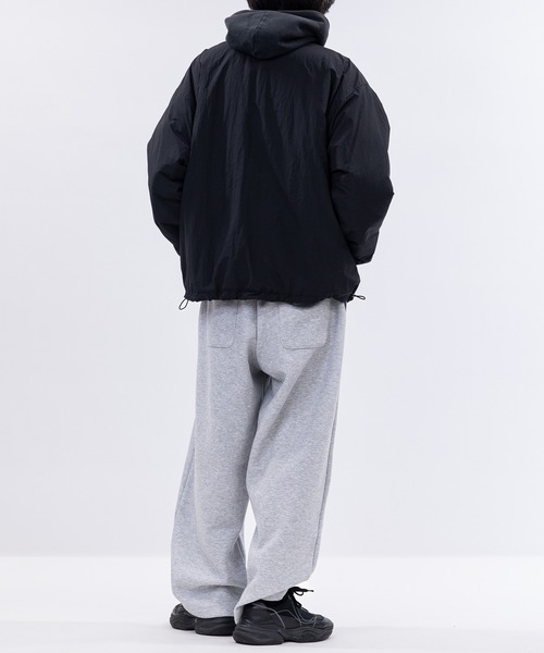 THRASHER（スラッシャー）の「【at】〔THRASHER/スラッシャー〕ナイロン＆シープボア スタンドネック リバーシブルブルゾン（ナイロンジャケット・メンズ・ライトグレー/ブラック/カーキ・MEDIUM/LARGE）」の4枚目の写真