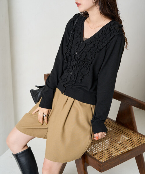 今季完売【新品】ハグオーワー フリルスリーブニットカーディガン black セール】限定展開 ちび フリル Vネック ニット カーディガン