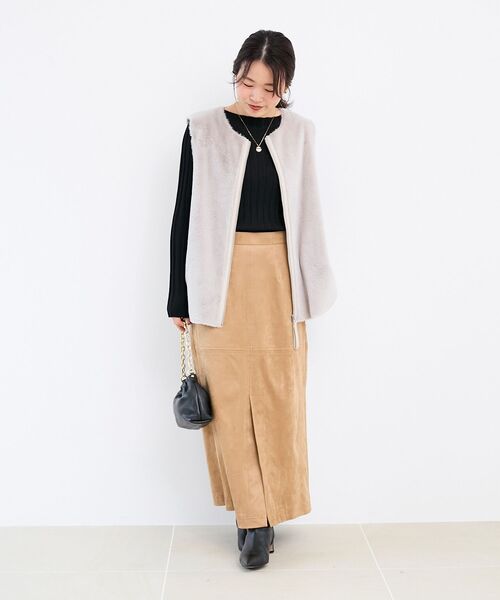 le.coeur blanc（ルクールブラン）の「フェイクファームートンベスト（その他アウター・レディース・グレイッシュベージュ/モカ・38）」の11枚目の写真