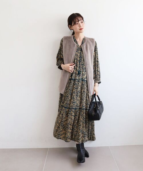 le.coeur blanc（ルクールブラン）の「フェイクファームートンベスト（その他アウター・レディース・グレイッシュベージュ/モカ・38）」の14枚目の写真