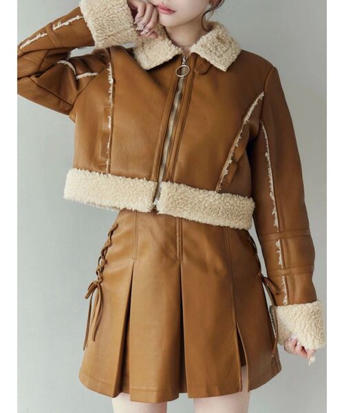 EATME(イートミー)の「フェイクムートンショートブルゾン(ブルゾン・レディース・アイボリー/ブラック/キャメル・FREE)」の1枚目の写真