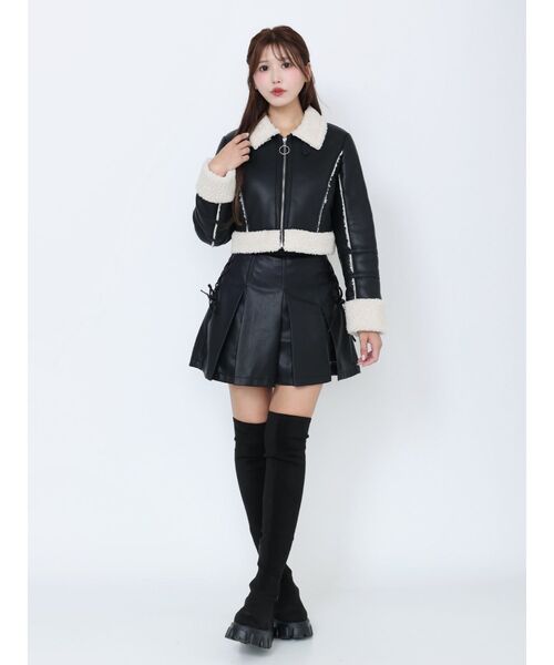 EATME(イートミー)の「フェイクムートンショートブルゾン(ブルゾン・レディース・アイボリー/ブラック/キャメル・FREE)」の9枚目の写真