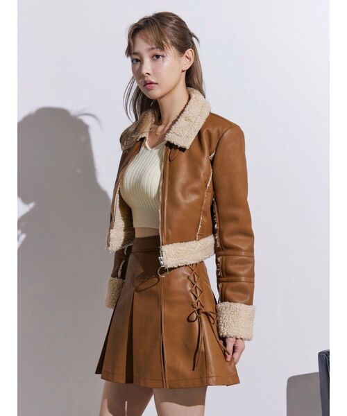 EATME(イートミー)の「フェイクムートンショートブルゾン(ブルゾン・レディース・アイボリー/ブラック/キャメル・FREE)」の17枚目の写真