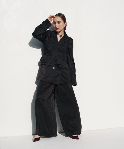 HARE（ハレ）の「【百田夏菜子着用/OCCASION SERIES】フラワーモチーフビスチェ(HARE)（その他トップス・レディース・ブラック・FREE）」の3枚目の写真