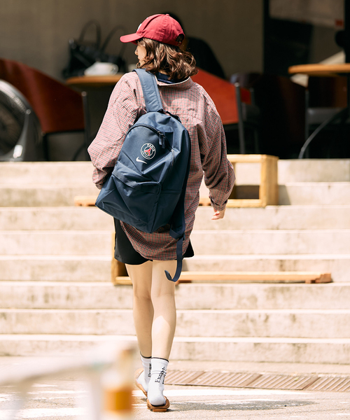 PARIS SAINT-GERMAIN（パリサンジェルマン）の「【NIKE / ナイキ】PSG NK HERITAGE BKPK HQ6722- 451（バックパック/リュック・メンズ・ネイビー・FREE）」の5枚目の写真