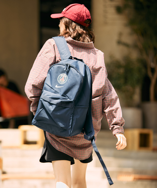 PARIS SAINT-GERMAIN（パリサンジェルマン）の「【NIKE / ナイキ】PSG NK HERITAGE BKPK HQ6722- 451（バックパック/リュック・メンズ・ネイビー・FREE）」の10枚目の写真
