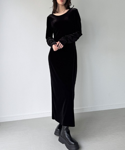 junoah(ジュノア)の「薄手バックドロストベロアワンピース(裏地なし)(ワンピース・レディース・チャコール/モカ/ブラック・LARGE/MEDIUM/SMALL)」の15枚目の写真