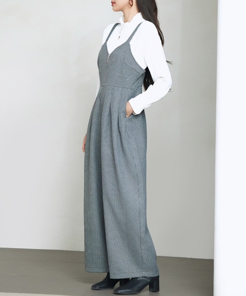 SAISON DE PAPILLON（セゾンドパピヨン）の「タック入りフロントジップサロペット（サロペット/オーバーオール・レディース・グレー・S/M/L）」の6枚目の写真