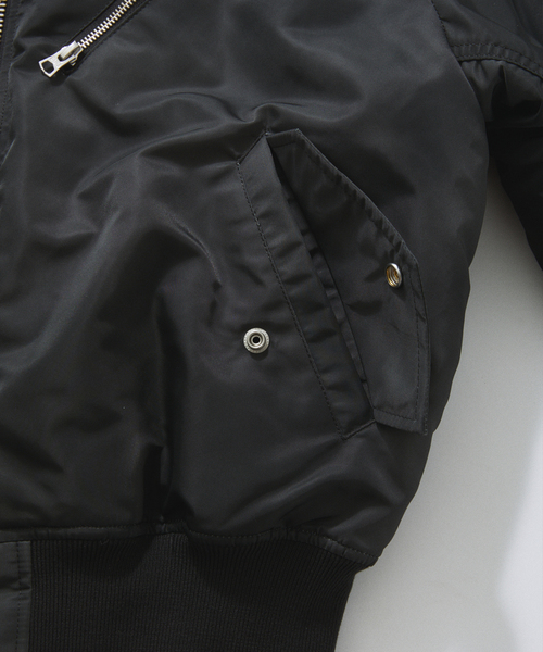 Alpha Industries（アルファインダストリーズ）の「ALPHA / アルファ 別注 BLACK FADE MA-1（MA-1・メンズ・ブラック・MEDIUM/X-LARGE/LARGE）」の10枚目の写真