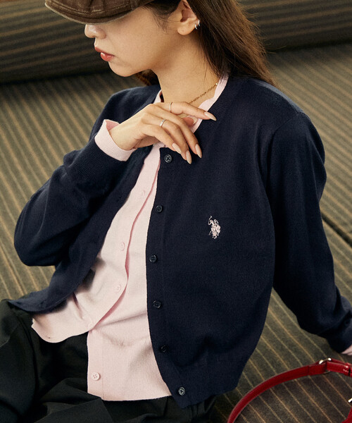 U.S. POLO ASSN.(ユーエスポロアッスン)の「U.S. POLO ASSN. × PUBLUX/ユーエスポロアッスン フェイクレイヤード カーディガン 限定展開(カーディガン/ボレロ・レディース・ネイビー/グレー/チャコールグレー/ブラウン・フリ-)」の22枚目の写真