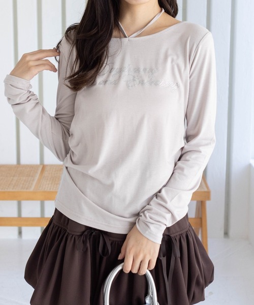 clear（クリア）の「チョーカー付きラインストーンロゴトップス［韓国ファッション カジュアル Y2K］≪AW新作≫（Tシャツ/カットソー・レディース・グレー/ブラック/グレイッシュベージュ・F）」の3枚目の写真