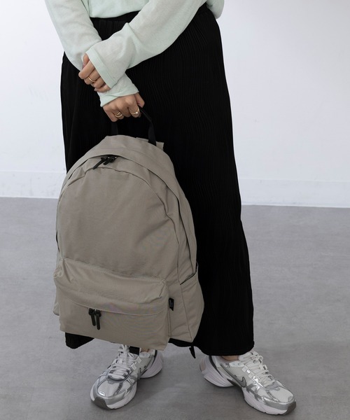STANDARD SUPPLY(スタンダードサプライ)の「【STANDARD SUPPLY】DAILY DAYPACK(バックパック/リュック・メンズ・ライトグレー/ライトブラウン/ダークグレー/ブラック/グレー/ベージュ/ダークブラウン・FREE)」の13枚目の写真