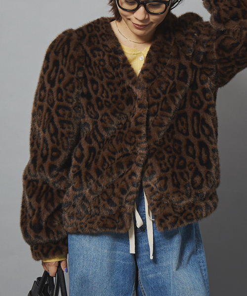 BASIC フェイクファージャケット　アウター　レオパード柄　Lサイズ レオパードフェイクファーフーディショートコート ／ reopard