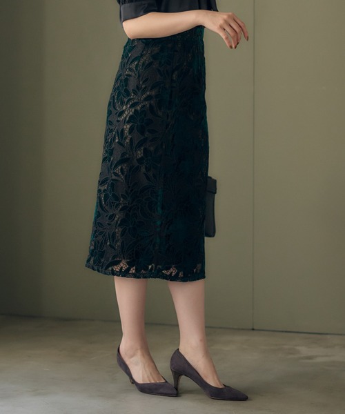 12Twelve Agenda（トゥエルブ　アジェンダ）の「ベロアレースタイトスカート（スカート・レディース・ブラック/グリーン・M/S）」の7枚目の写真