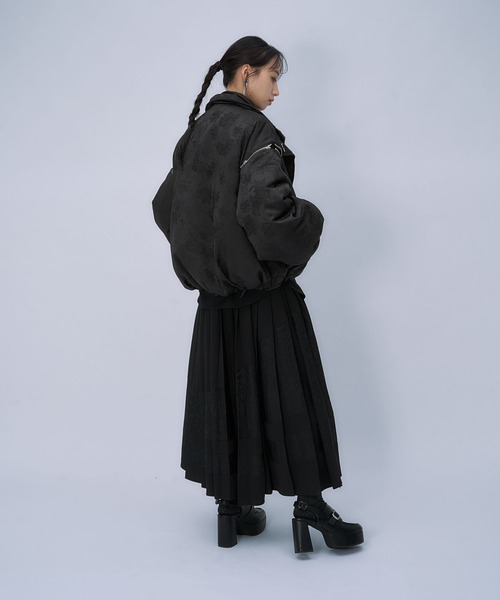 HARE(ハレ)の「2WAYエアサーマルジャガードブルゾン(HARE)(ブルゾン・レディース・ボルドー/ネイビー/ブラック系その他/ブラック/ブルー系その他/ブラック系その他2/レッド系その他・FREE)」の10枚目の写真