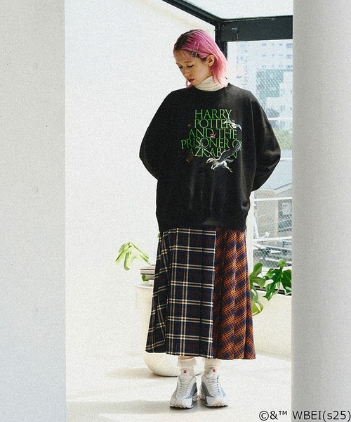 ROSE BUD(ローズバッド)の「(COLSUN)THE PRISONER OF AZKABAN SWEATSHIRTS(スウェット・レディース・ブラック/グレー・M)」の9枚目の写真