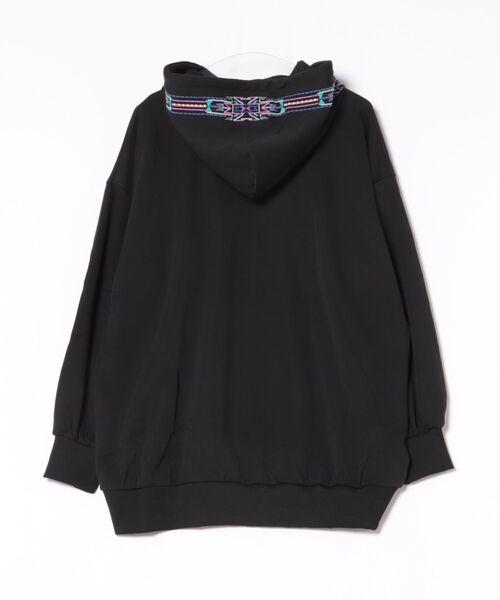 チチカカ（チチカカ）の「裏シャギ－刺繍ポカフーディー（パーカー・レディース・アイボリー/ブラック/ライトブルー・FREE）」の14枚目の写真